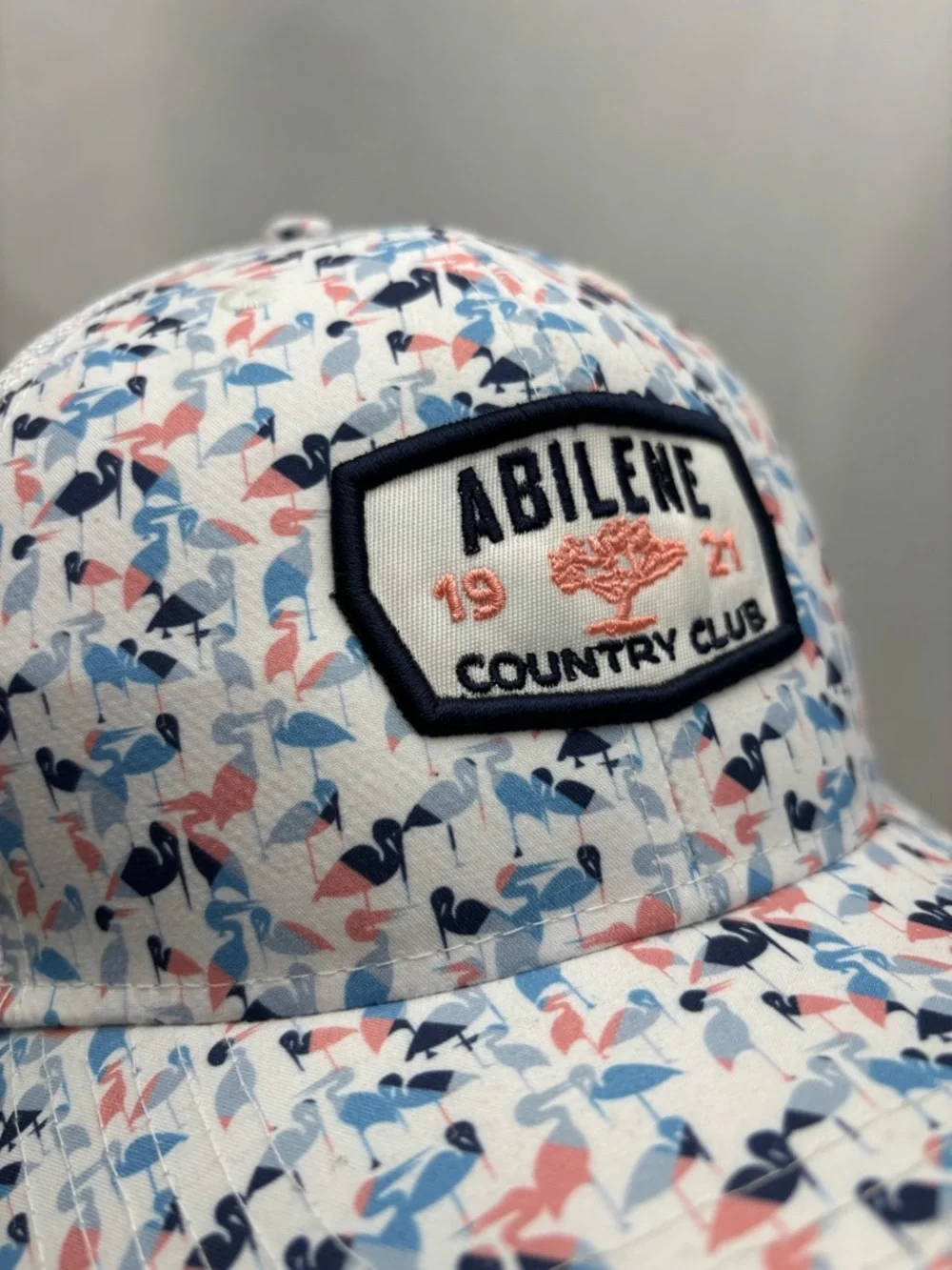 AHEAD‎ Country Club Trucker Hat Festive Flamingo Pattern-WhiteCap #0507